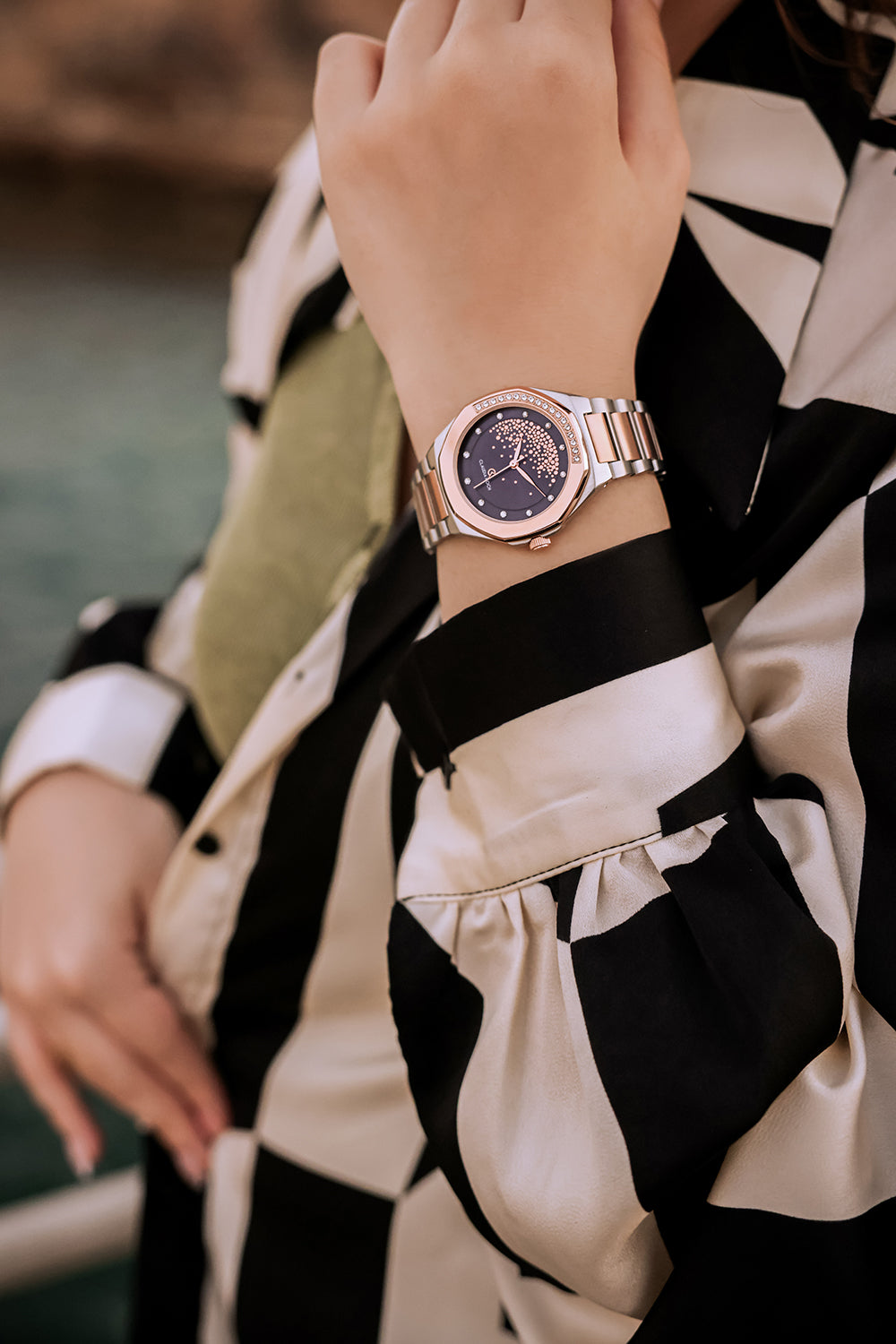 Luxury Women’s Watch with Stone-Studded Dial